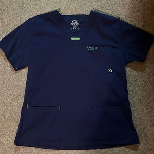 Iguana med scrub set